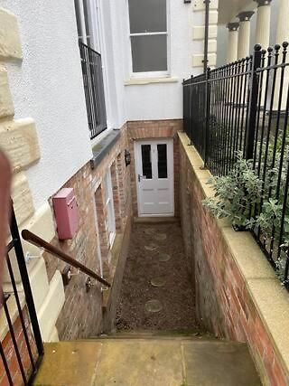 1 Hatton House 2 Bedroom 2 Bathroom Spacious Basement Flat Newark upon Trent Exteriér fotografie